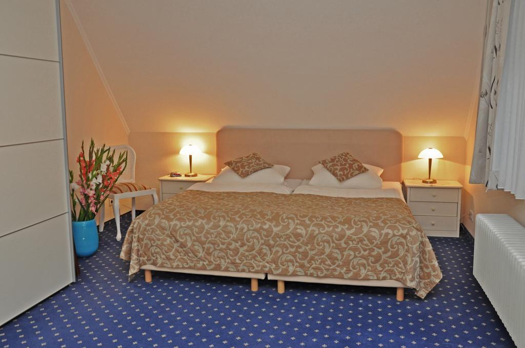 Hotel Garni Kristinenhof Bad Zwischenahn Quarto foto